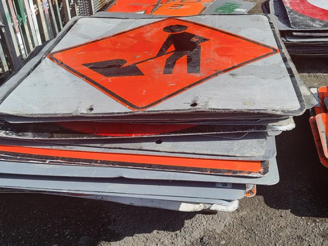 leadershipinconstruction trafficsigns